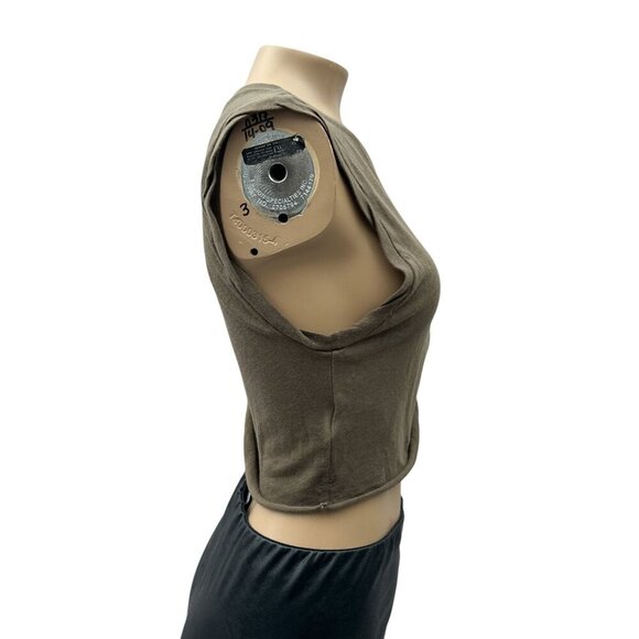 BDG Urban Outfitters Torn Up Sleeveless Crop Tank Top Round‎ Neck Women M NWT - Picture 8 of 11